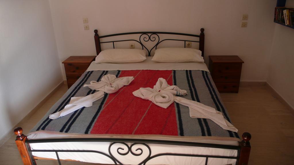 Ferienwohnung Stefanos Garden Arménoi Zimmer foto
