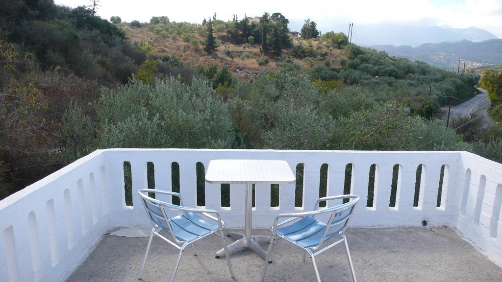 Ferienwohnung Stefanos Garden Arménoi Zimmer foto